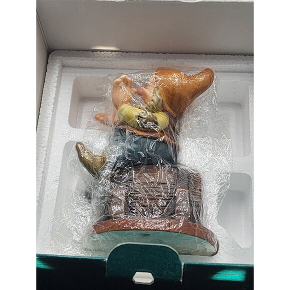 WDCC Happy Snow White Seven Dwarfs "Happy that's me!" Disney Retired COA Box - Picture 4 of 16